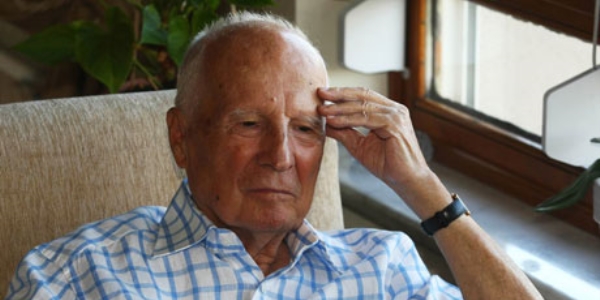 Kenan Evren hayatını kaybetti