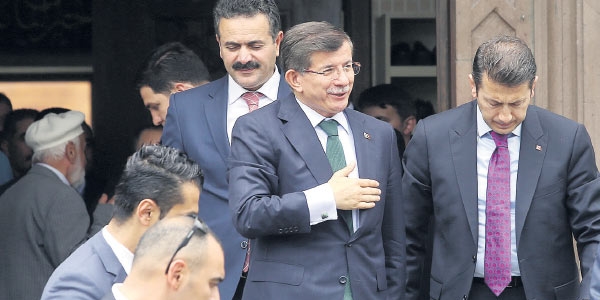 AK Parti'den ortağa 9 Bakan
