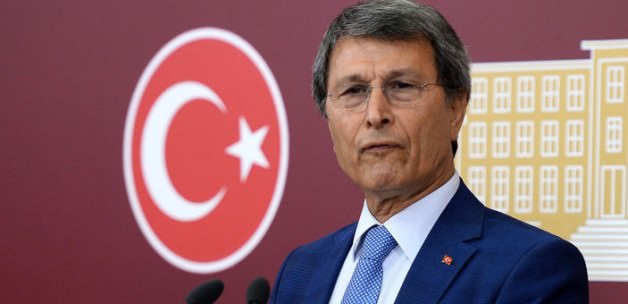 Yusuf Halaçoğlu görevden alındı