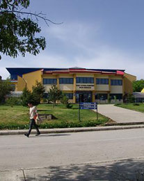 Grev yüzünden kapanan üniversite