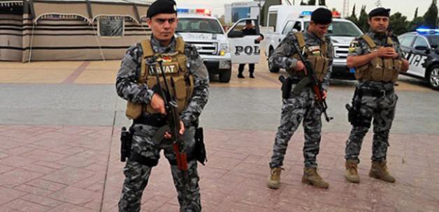 18 işçi maskeli kişiler tarafından kaçırıldı