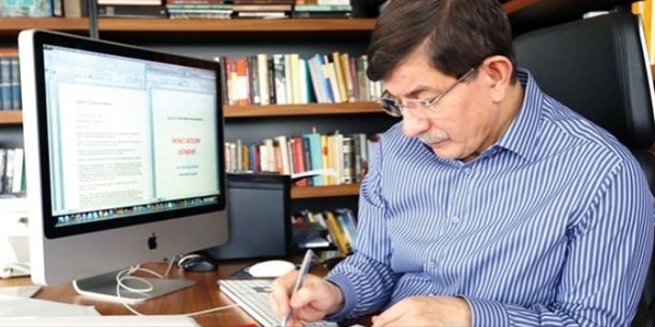 MHP, Davutoğlu için 1 yıl hapis cezası talep etti