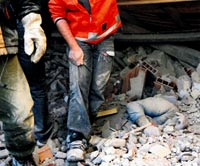 İtalya'da deprem: 150 ölü