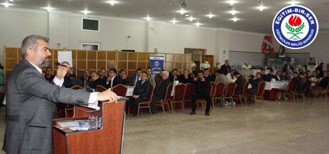 Eğitim-Bir-Sen'den Yeni Müfredat Vurgusu