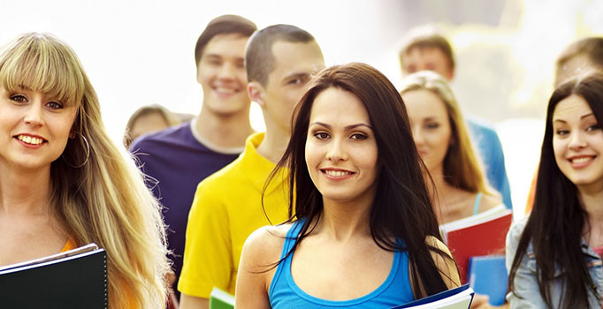 100 bin TL kredi başvurusu nasıl yapılır? Şartları neler? Gençlere yüz bin TL faizsiz kredi desteği