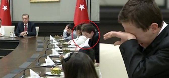 Şehit oğlu Necip Can Erdoğan'a ağlayarak sordu!