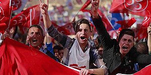 MHP'de Muhalifler Hükümeti Suçladı