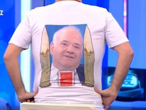 Ahmet Çakar'dan kazık tşörtü