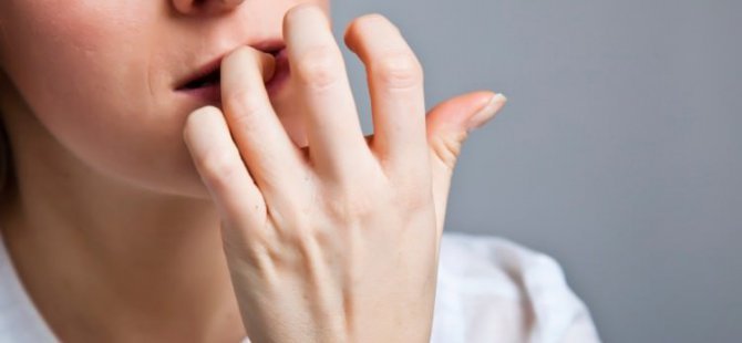 Tırnak yemek kişiliğinizi ele veriyor