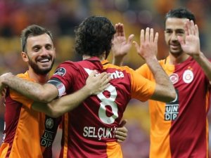 Galatasaray'da flaş ayrılık! İspanya'ya gidiyor