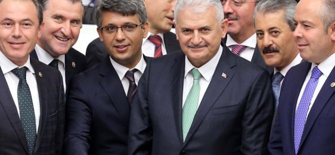 Binali Yıldırım: Önceliğimiz Anayasa değişikliği ve Başkanlık Sistemi