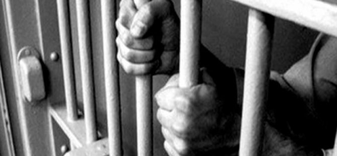 İlçe Milli Eğitim Müdürüne Hapis Şoku