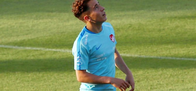 Emre Mor'un hangi takımlı olduğu ortaya çıktı!