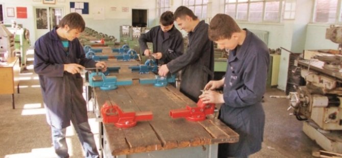 Meslek liselilere 150 bin liralık 'karne' hediyesi