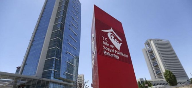 Aile Bakanlığında 393 personel açığa alındı