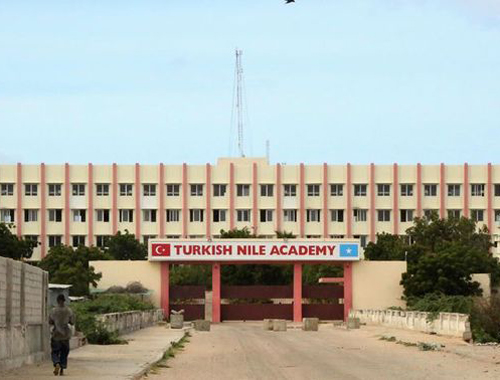 FETÖ, Türk okulu ismini kullanamayacak