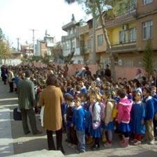 Okullarda "Uygun adım" bitti