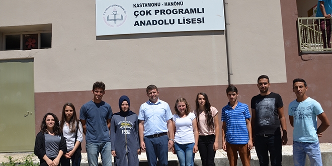 Üniversiteye yerleşmede %100 başarı gösteren lise