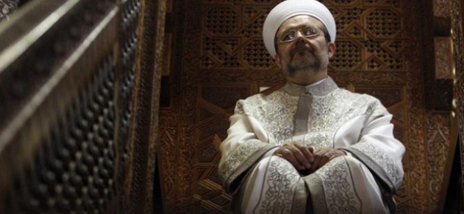 Darbe gecesi okunan selaların perde arkası