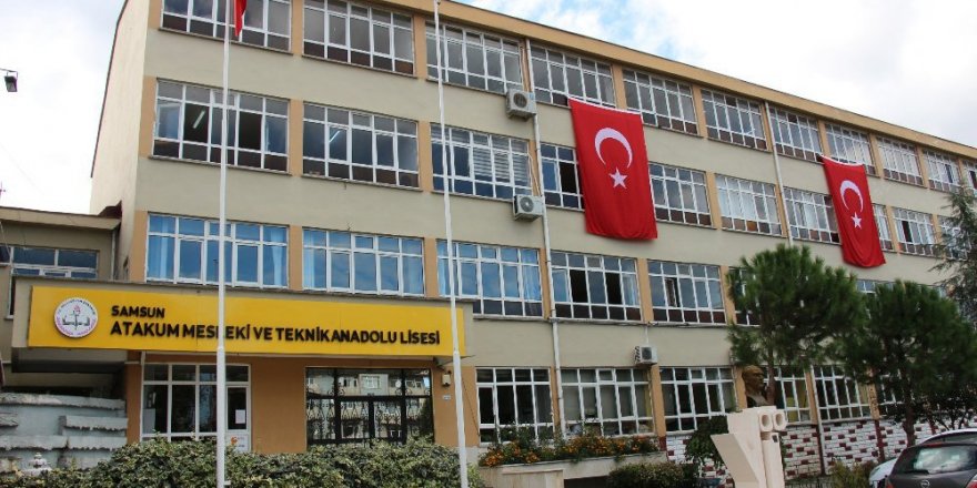 Fabrika gibi okul: Cirosu 1 milyon TL