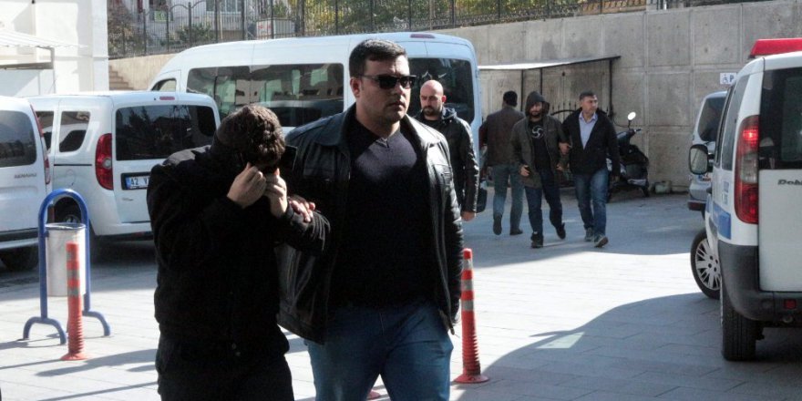 FETÖ soruşturmalarında 14 pilot daha serbest kaldı