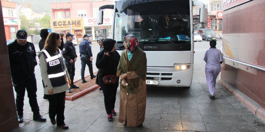 Kahramanmaraş'ta 43 öğretmene FETÖ gözaltısı
