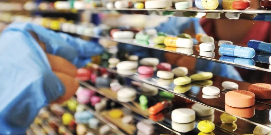 5 bin 300 internet sitesine 'ilaç' kapatması