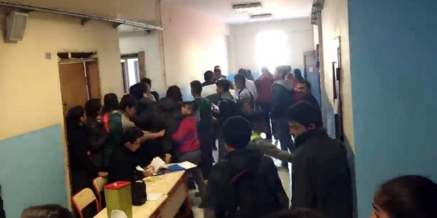 Öğretmenle sağlık personeli birbirine girdi