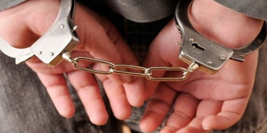Manisa'da FETÖ'cü 455 memur tutuklandı