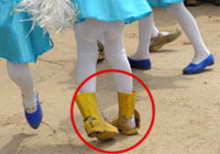 23 Nisan'da utandıran kare!