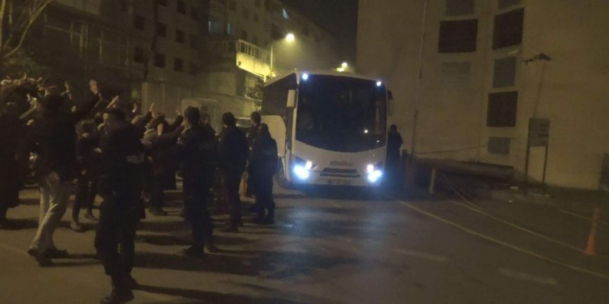Bursa’da 12 kişi FETÖ’den tutuklandı