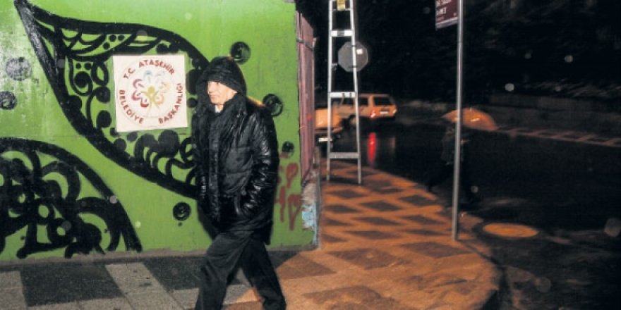 Okul Müdürü Erken Saatlerde Uyuşturucu Nöbetinde