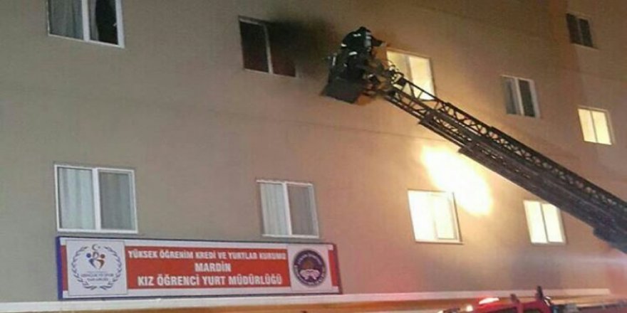 Kız Öğrenci Yurdunda yangın paniği