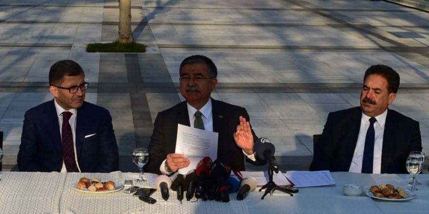 Bakan Yılmaz: Öğretmene Performans Sistemi Getirilecek