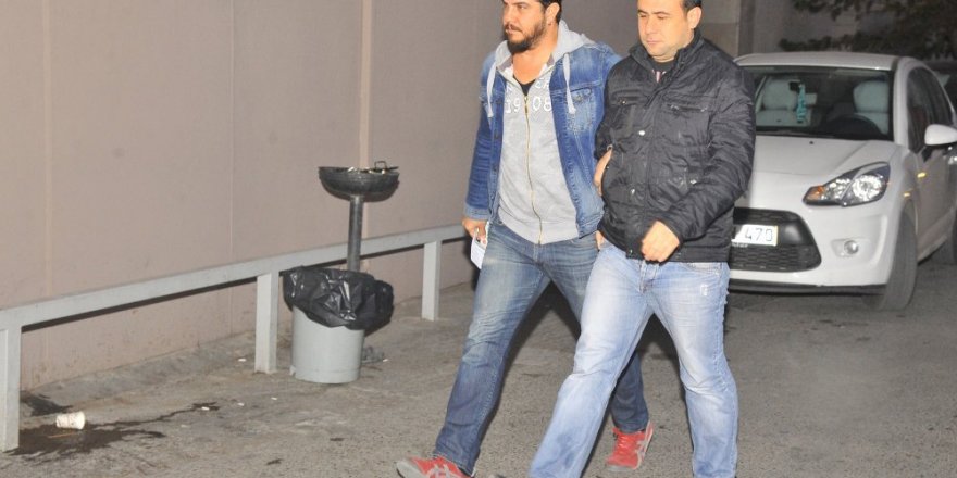 İhraç edilmiş öğretmenlerin de bulunduğu FETÖ operasyonu