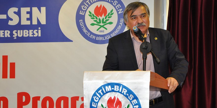 Latif Selvi: Eğitim-Bir-Sen Çözüm Yolu Gösteriyor