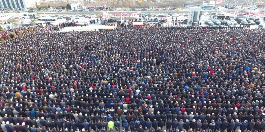 Karabüklü şehidi 10 binler uğurladı