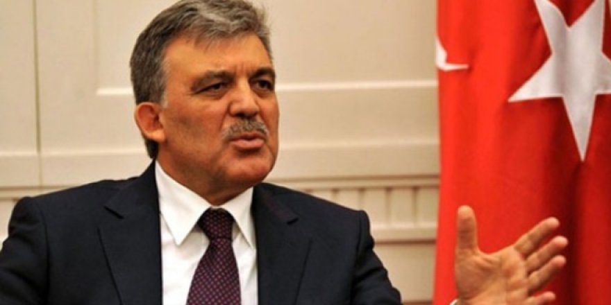 Abdullah Gül'den Son KHK Açıklaması:  Çok rahatsız edici ve çok vicdan yaralayıcı