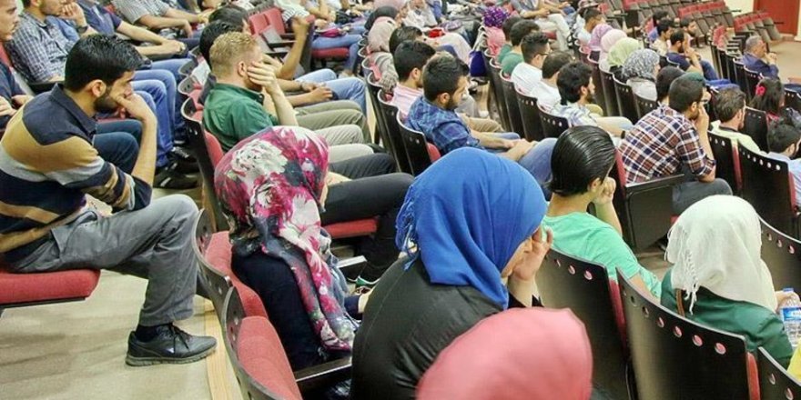Yüksekokullara Suriyeliler Alınacak