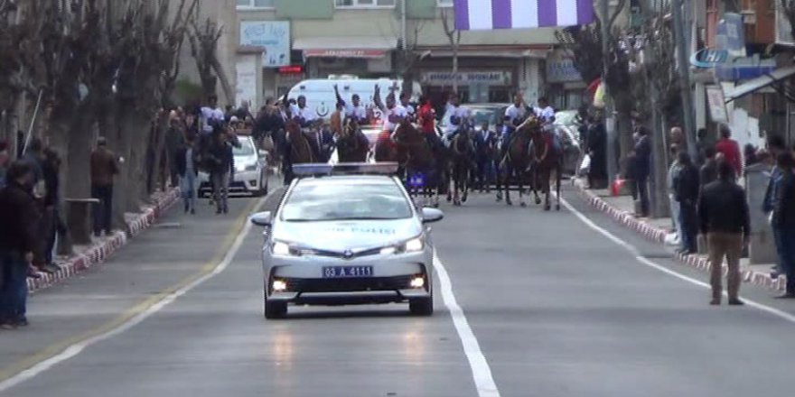 Bahçeli’ye atlı karşılama