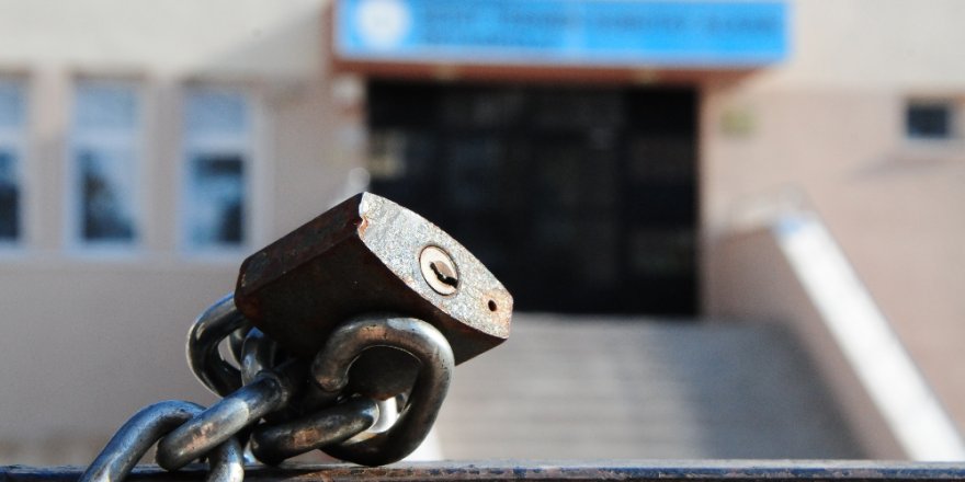 ’Sabıkalı okul’a sandık kurulmadı