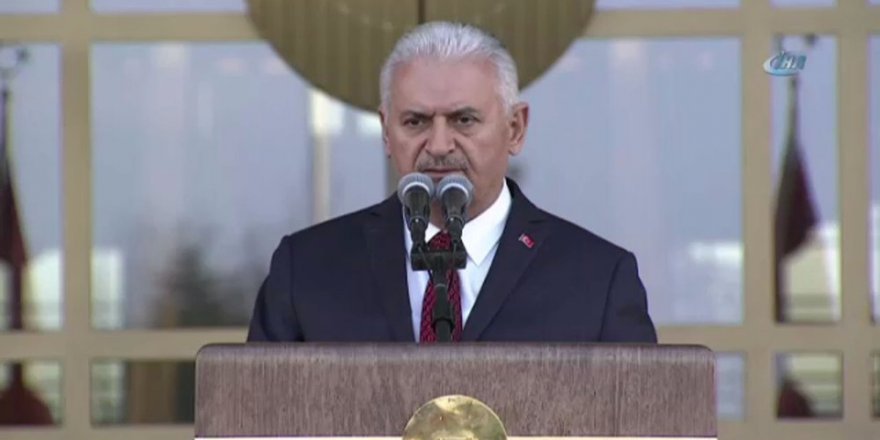 Başbakan: Referandum zafer ve hezimet diye yorumlanmamalı