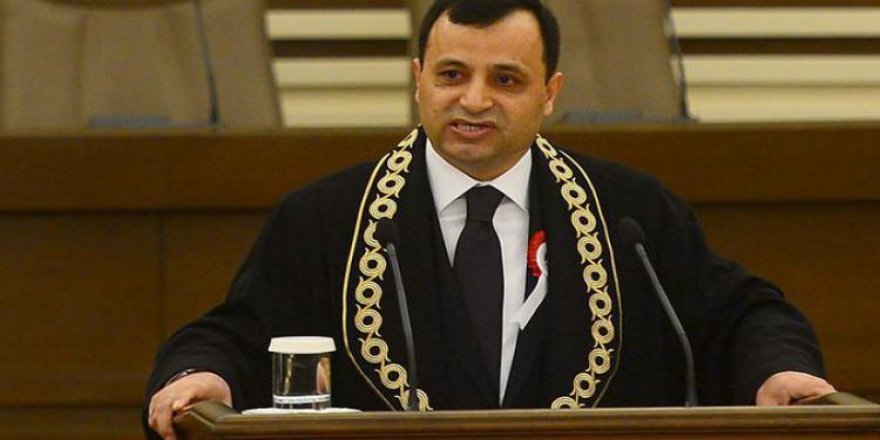 AYM Başkanı'ndan İhraç Edilenlere Kötü Haber