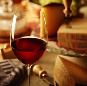 Yarım kadeh şarap ömür uzatıyor