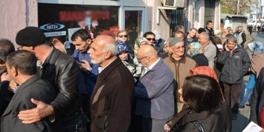 Emekliye kötü haber! Banka emekli maaşına haciz koyabilecek...