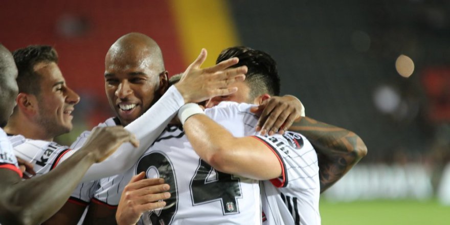 Beşiktaş şampiyonluğunu ilan etti