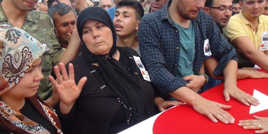 Şehit annesi: "Ağlayıp da o tarla farelerini sevindirmeyeceğim"