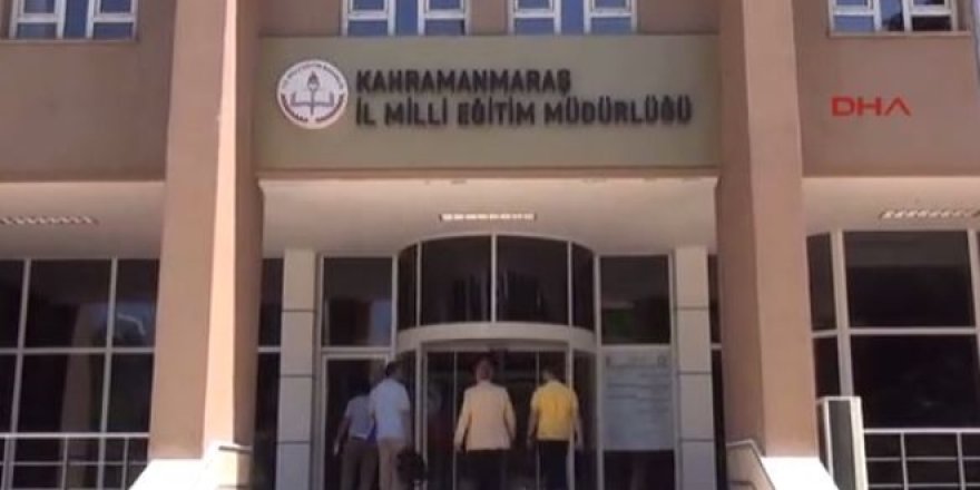 Okul'da siyasi broşür dağıtan iki öğretmen ihraç edildi