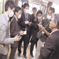 Domuz gribi korkuttu maskecilerin değeri 4.5 milyar dolar arttı