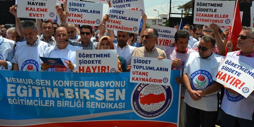 Eğitim Bir Sen, Bıçaklanan Müdür Yardımcısı Olayını Protesto Etti